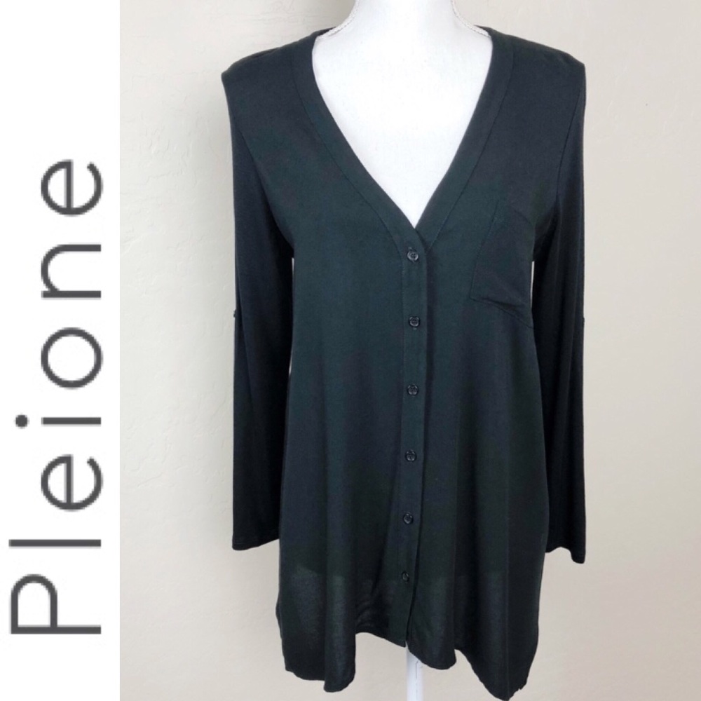 Pleione (Nordstrom) black long sleeve top size  M